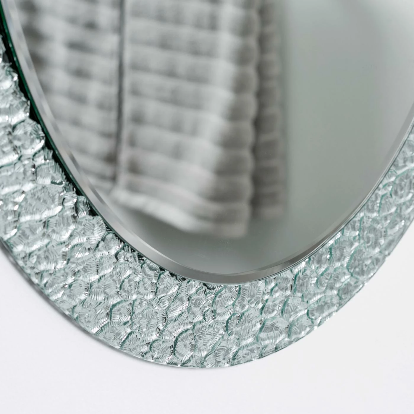 Cheap 🛒 Decor Wonderland Jewel Oval Frameless Wall Mirror - 23.6W X 31.5H In. 😀 - Image 6