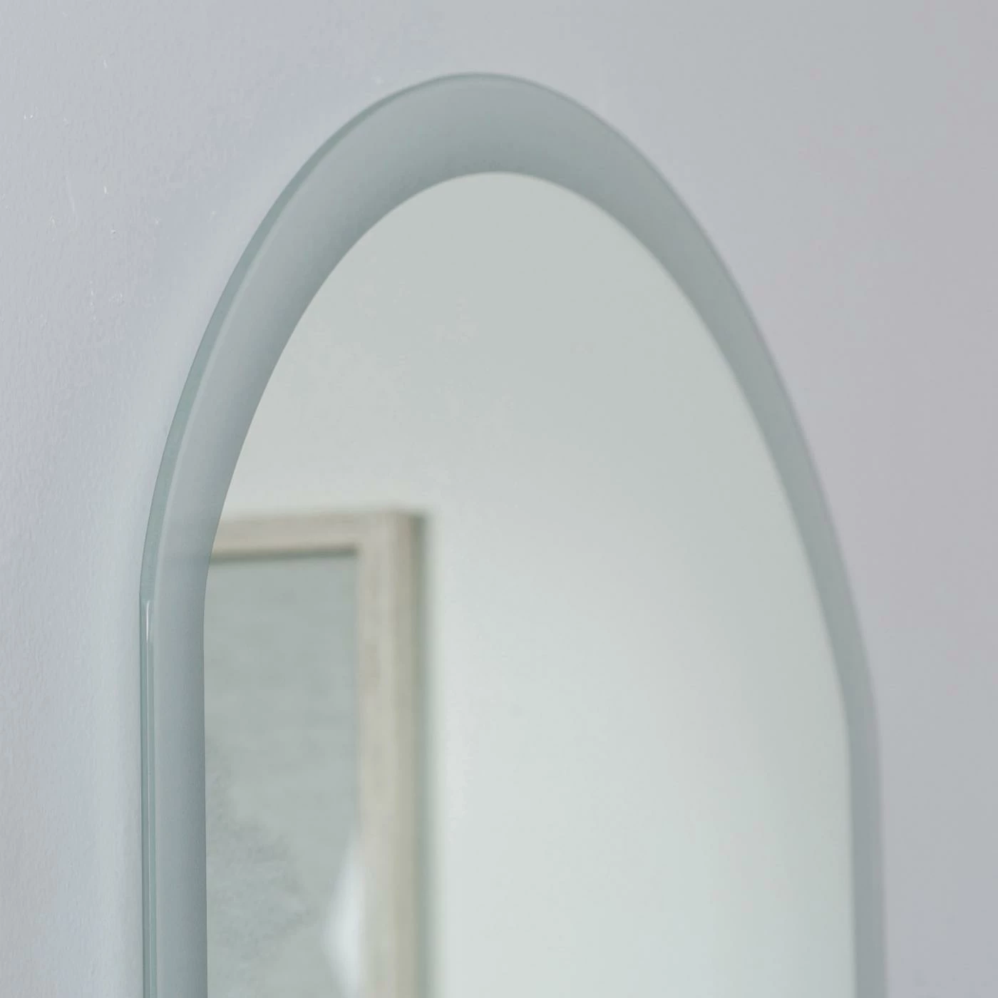 Coupon π― Bathroom Vanity Decor Wonderland Luka Backlit LED Bathroom Mirror - 23.6W X 31.5H In. π - Image 6