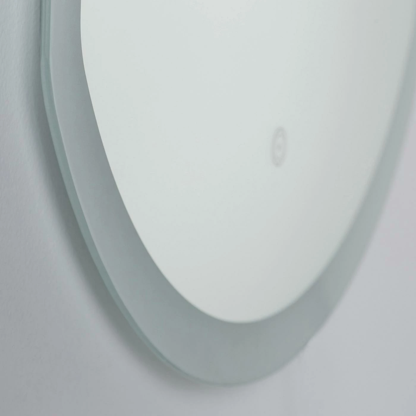 Coupon π― Bathroom Vanity Decor Wonderland Luka Backlit LED Bathroom Mirror - 23.6W X 31.5H In. π - Image 7