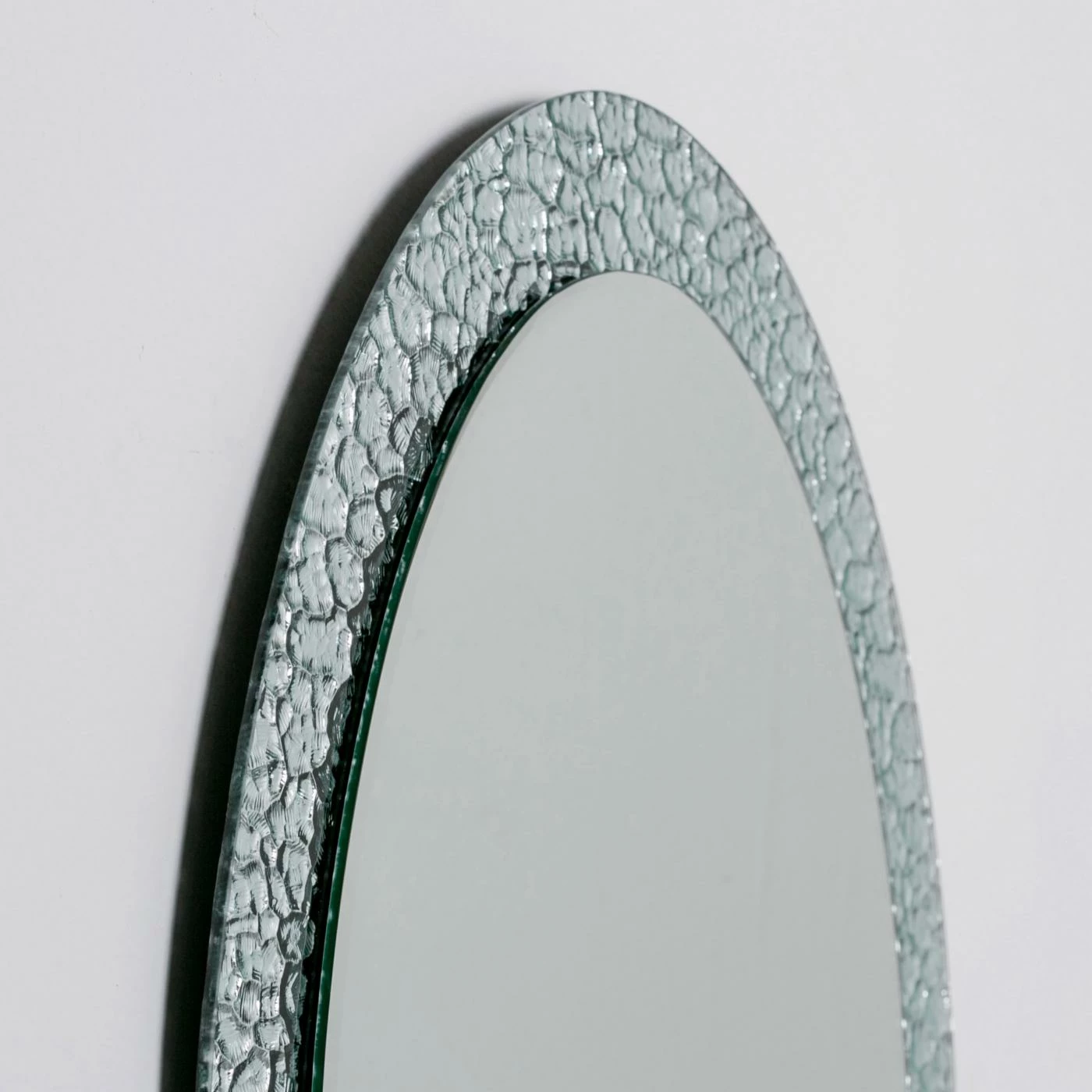 Cheap 🛒 Decor Wonderland Jewel Oval Frameless Wall Mirror - 23.6W X 31.5H In. 😀 - Image 3